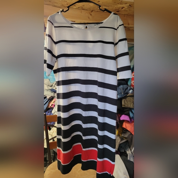 Disney Park Authentic Minnie Mouse Embroidered Striped‎ Dress Womens Size Large - Picture 1 of 4